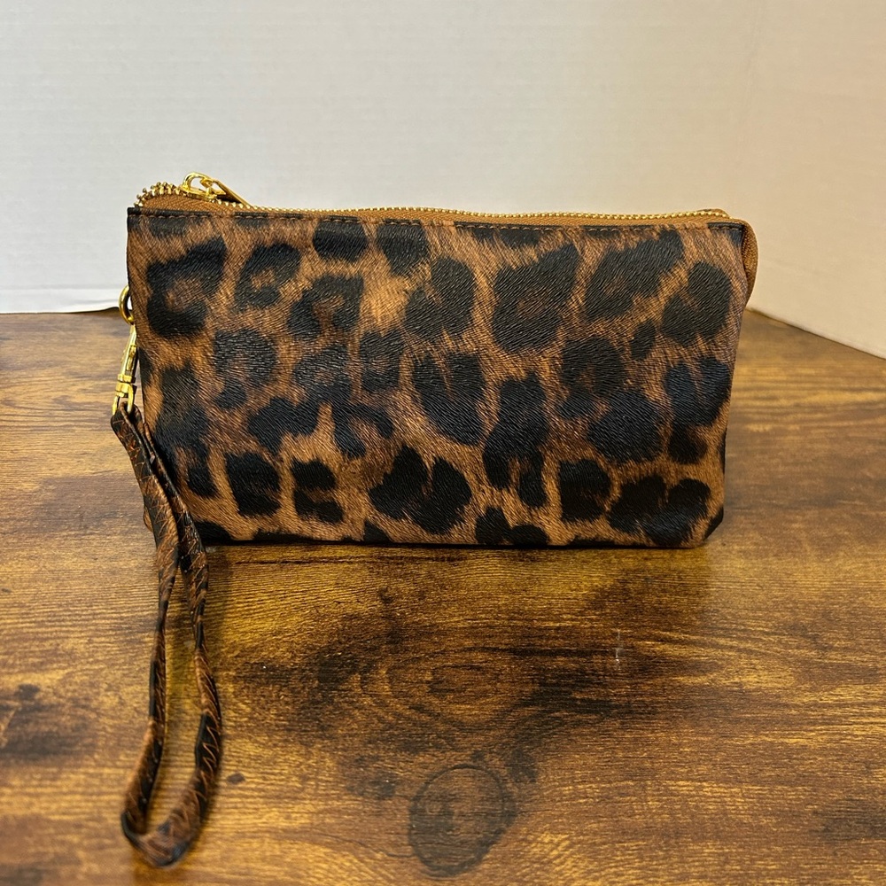 Leopard Print Wristlet Clutch